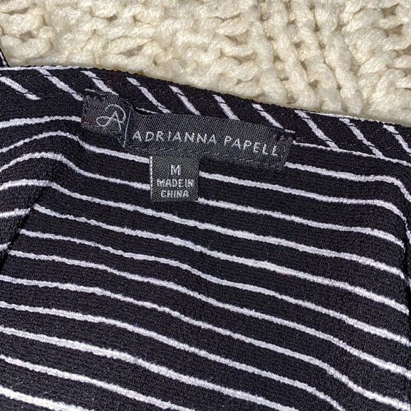 Adriana Papell black striped top size medium - Picture 4 of 6